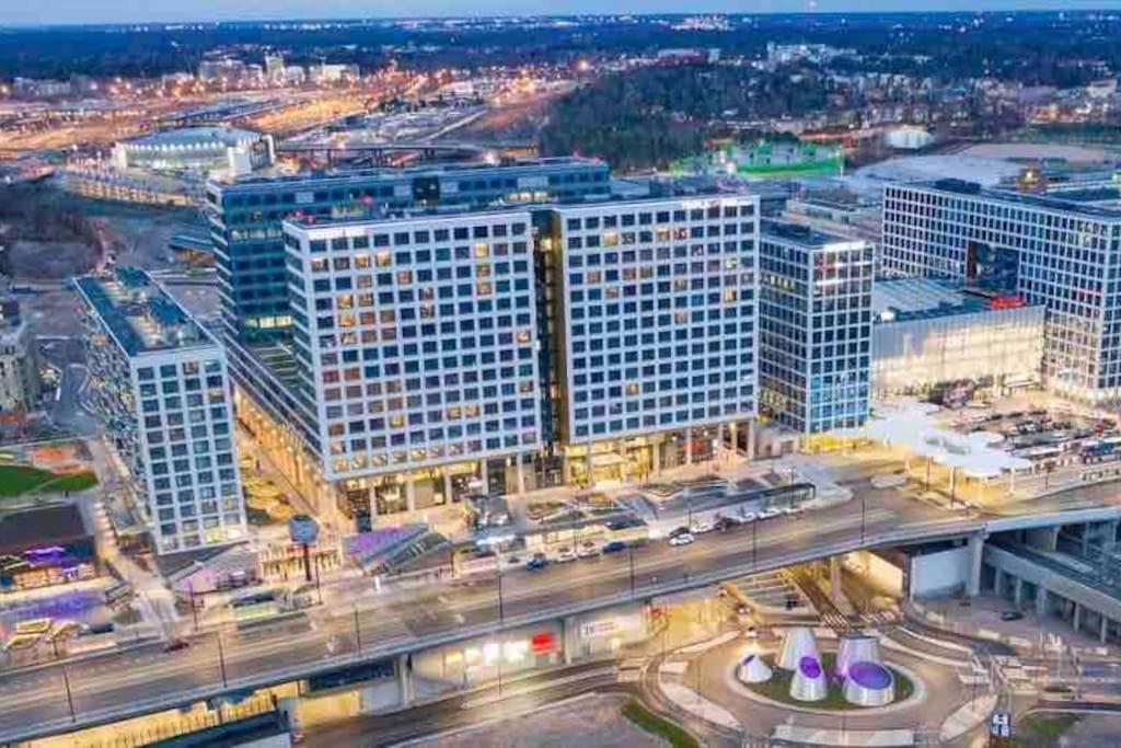 Brand New Modern Condo Built-In Mall Of Tripla Ελσίνκι Εξωτερικό φωτογραφία