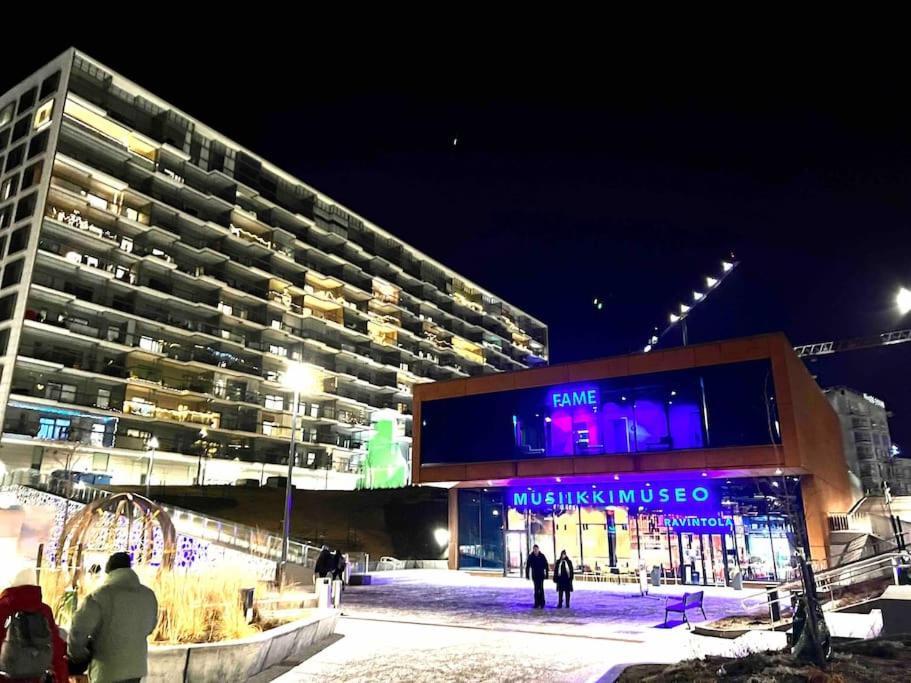 Brand New Modern Condo Built-In Mall Of Tripla Ελσίνκι Εξωτερικό φωτογραφία
